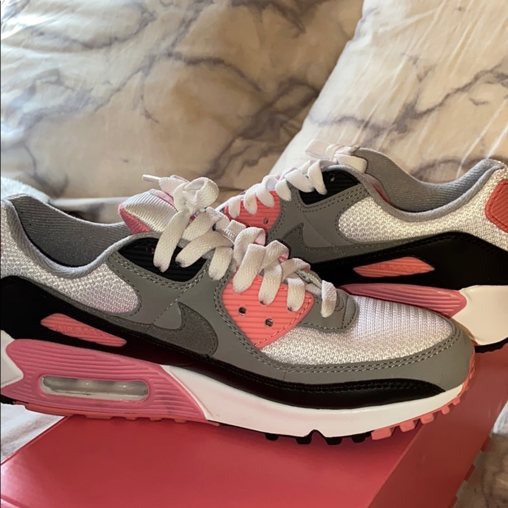 Women’s Air Max 90